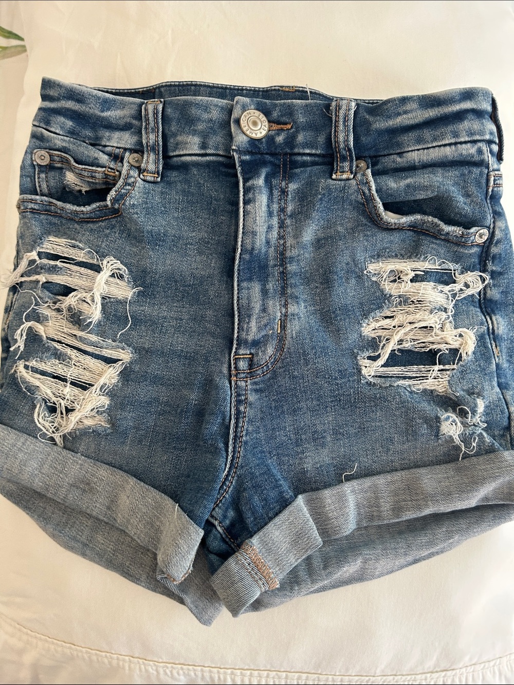 American Eagle Distressed Next Level Stretch Women's Denim Shorts -